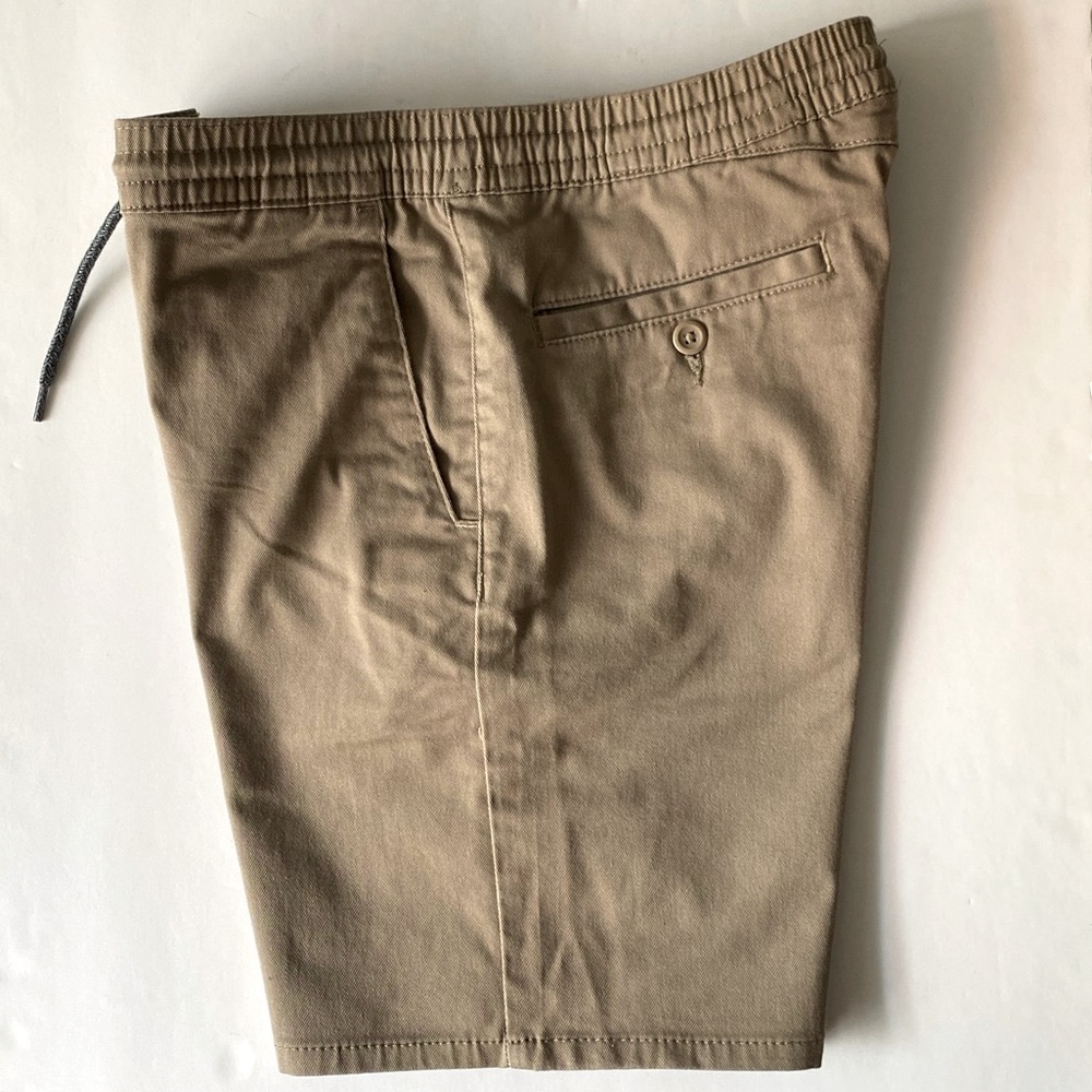 VOLCOM Boys Shorts in Neutral Size XL/14Y
